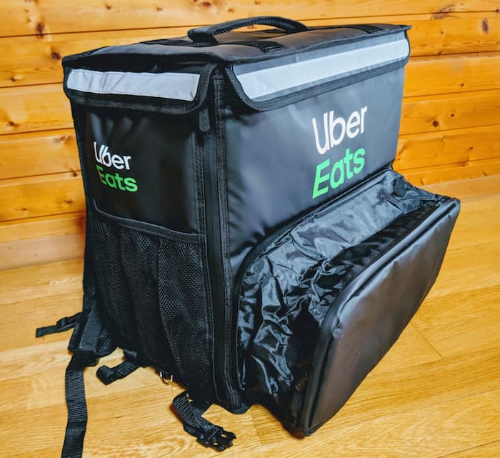 ウーバーイーツ　バッグ　使い方