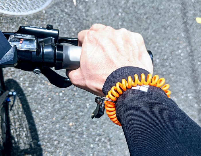 ウーバーイーツ　アームカバー