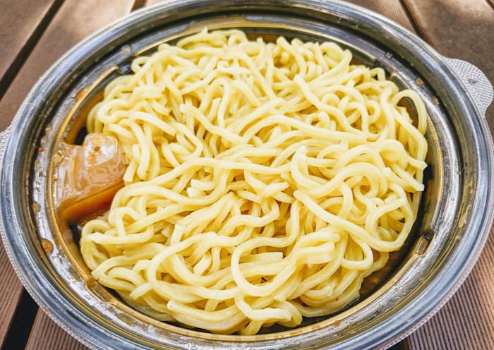 ウーバーイーツ 蒙古タンメン中本 蒸気穴