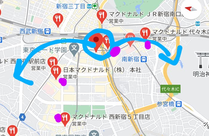 紫点付近がマクドナルド