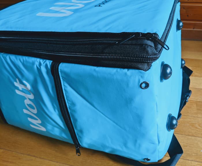 ウォルト　配達バッグ　下から