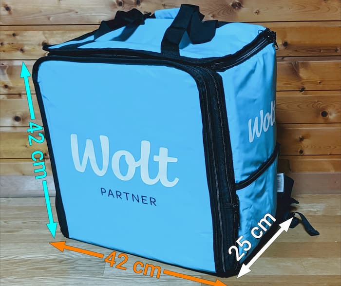 Wolt(ウォルト) 配達バッグ 通常時 サイズ